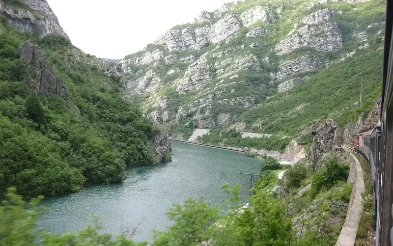 Saraybosna'dan Mostar'a — tren, otobüs, araç veya özel transfer